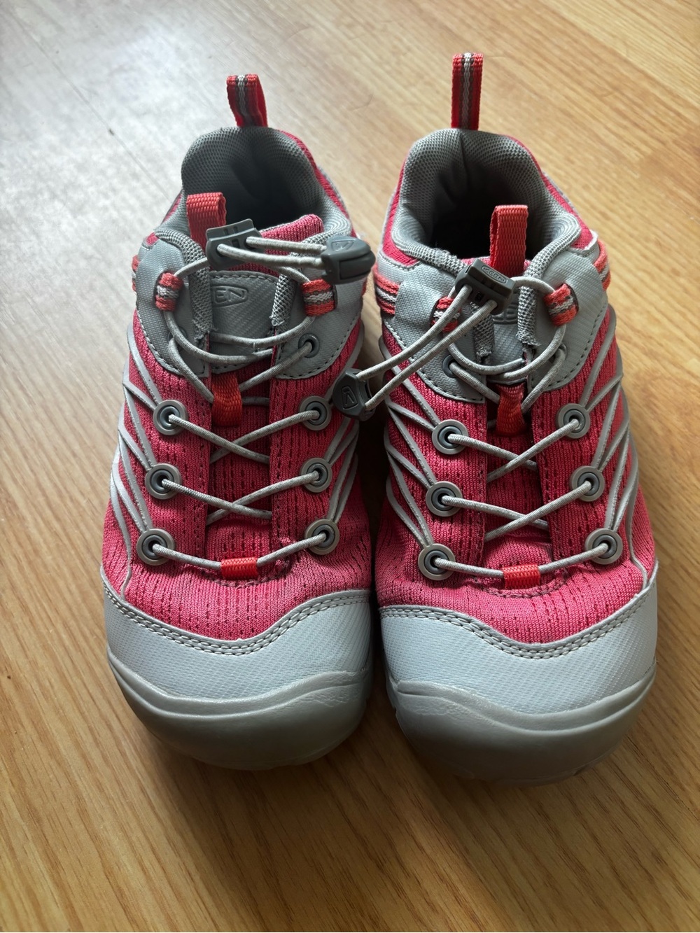 Keen girl’s sneakers pink grey outdoor washable back to school bungee laces sz 3